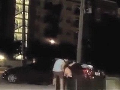 Il veut baiser sa meuf en pleine rue mais elle est bien trop bourrée