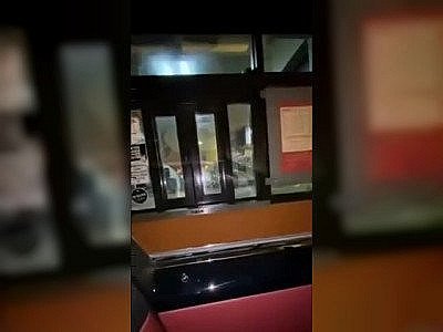 Elle suce son dealer au drive