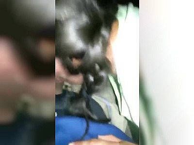 Elle avait pas écrit sur son profil qu'elle était une aussi bonne suceuse